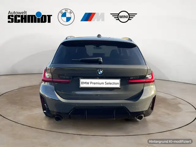 BMW 3 Series view 5
