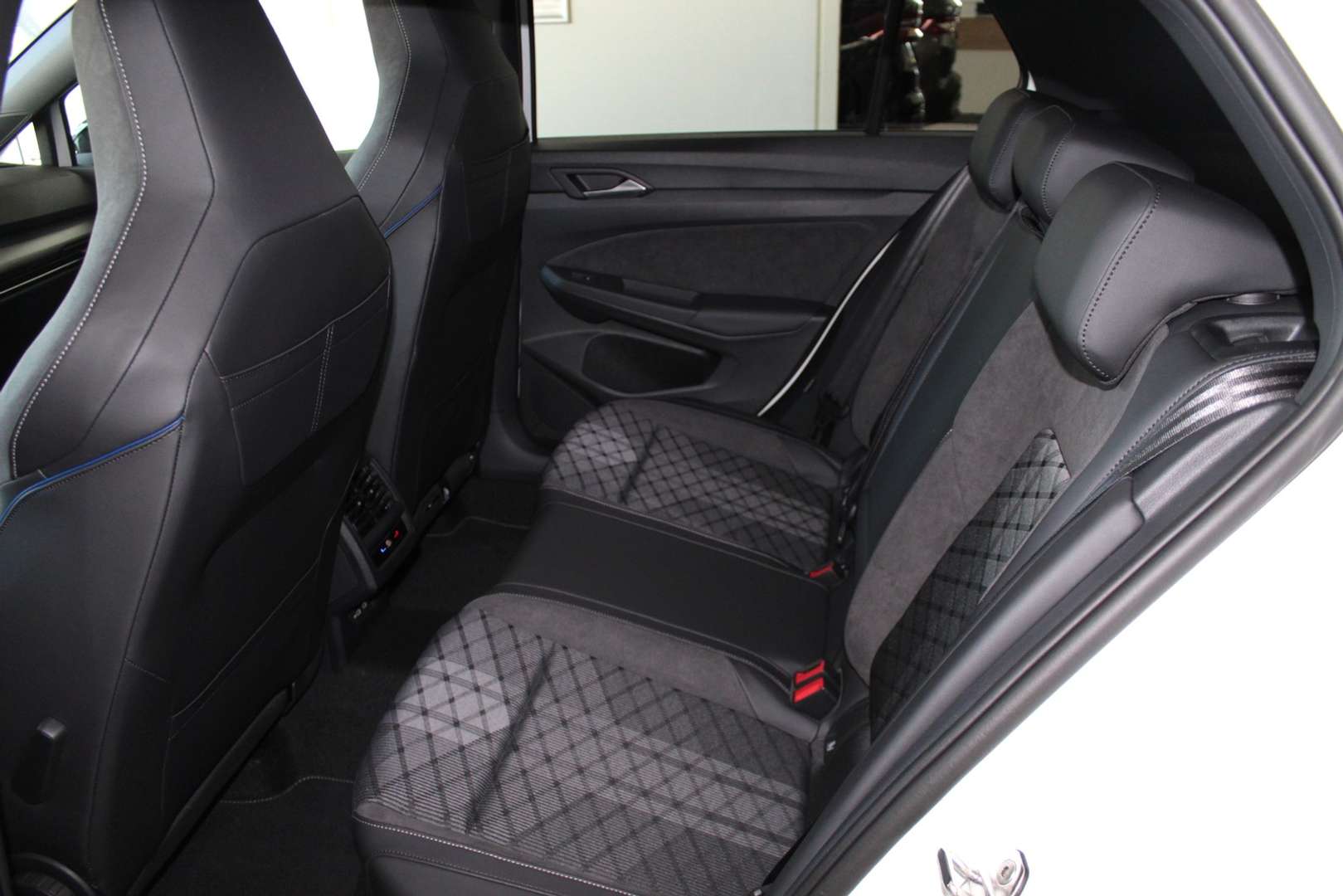 Volkswagen Golf ETSI R-Line - - Joinsteer - #5