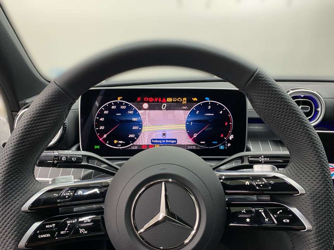 Mercedes-Benz C 220