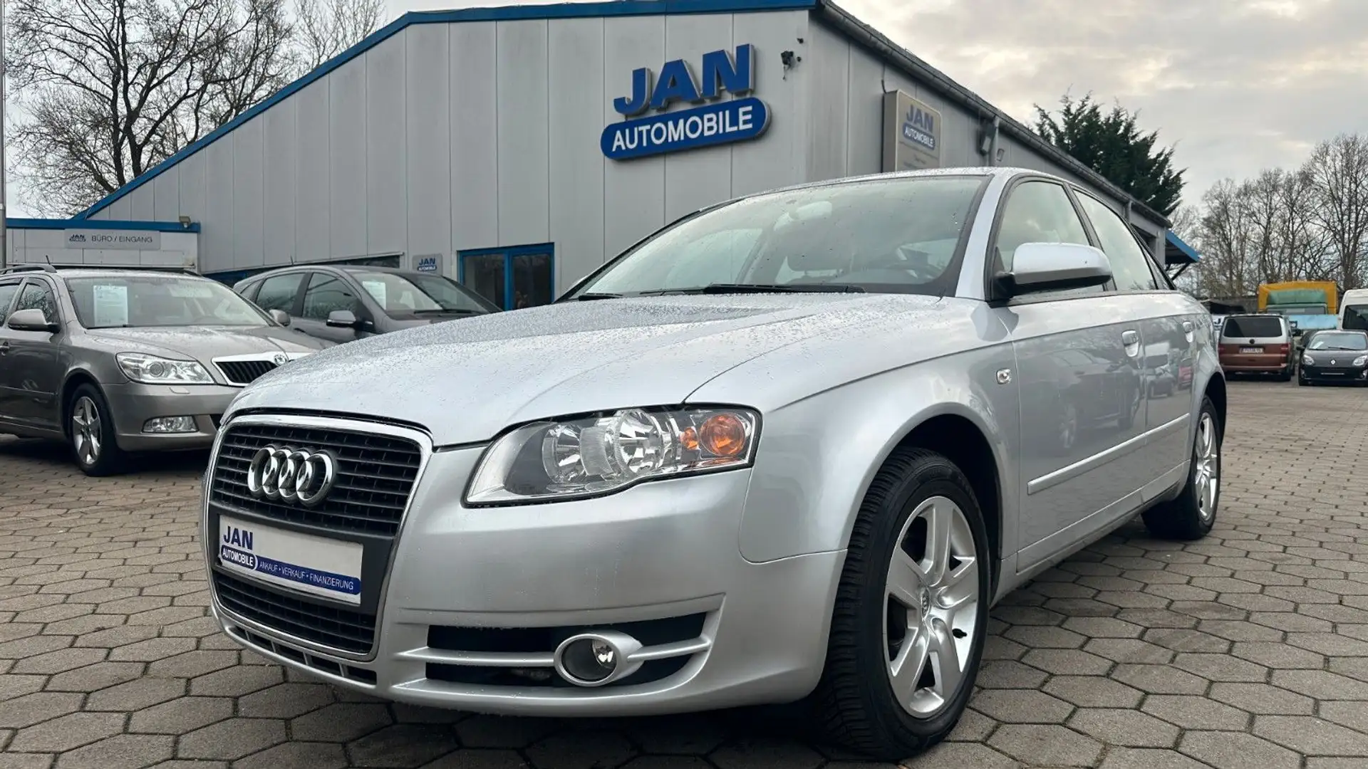 Audi A4 Lim. 2.0 TDI Automatik Alu Silber - 1