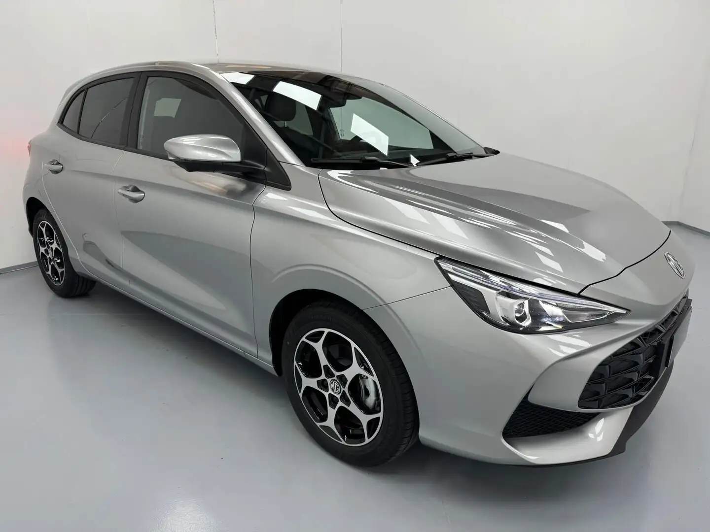 MG MG3 1.5 HYBRID+ LUXURY 102CV KM0 2025 Promo Kasko! Argento - 1