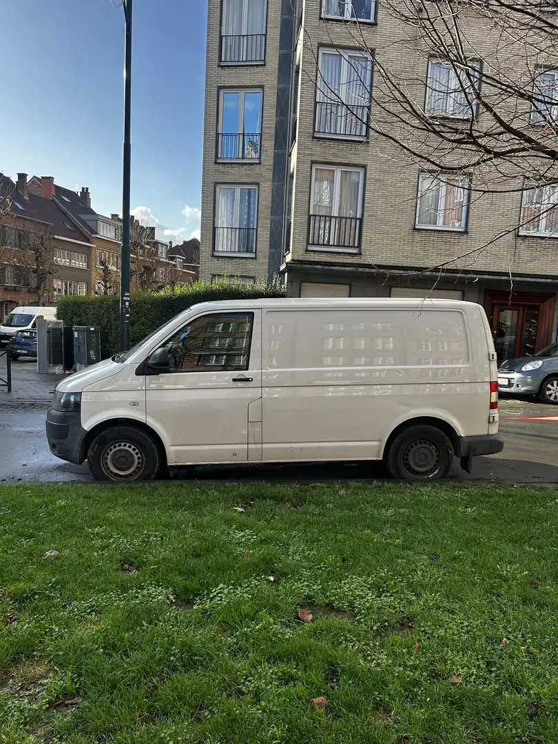 Volkswagen Transporter T5 90TDI - 2