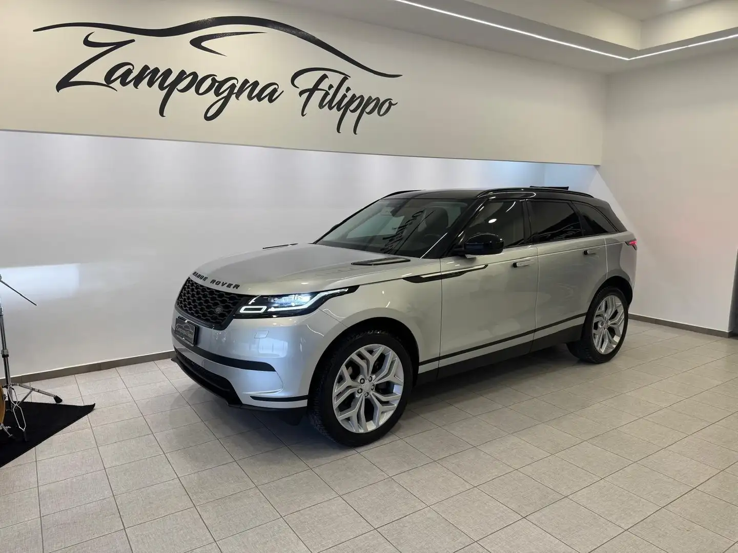 Land Rover Range Rover Velar Range Rover Velar 2.0 TD4 180 CV SE Grigio - 1