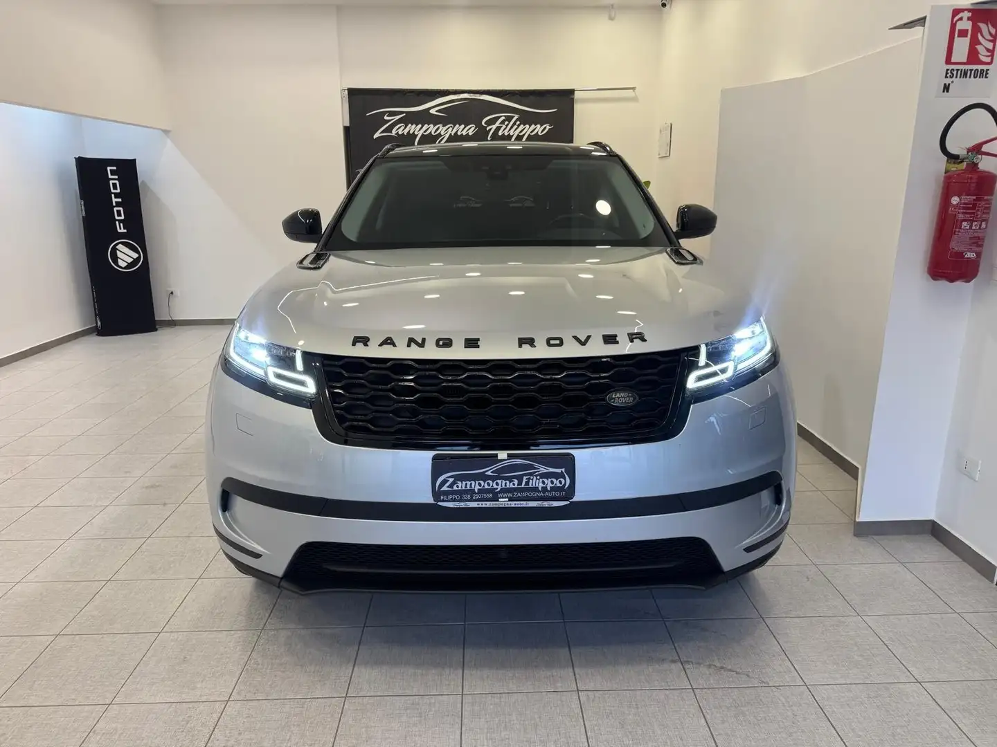 Land Rover Range Rover Velar Range Rover Velar 2.0 TD4 180 CV SE Grigio - 2