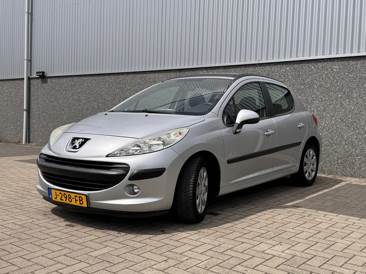 Peugeot 207 1.4 X-line Grijs - 2