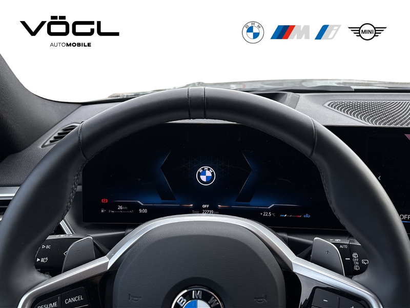 BMW 330 i xDrive Touring M Sportpaket Head-Up Innovationsp — photo 8