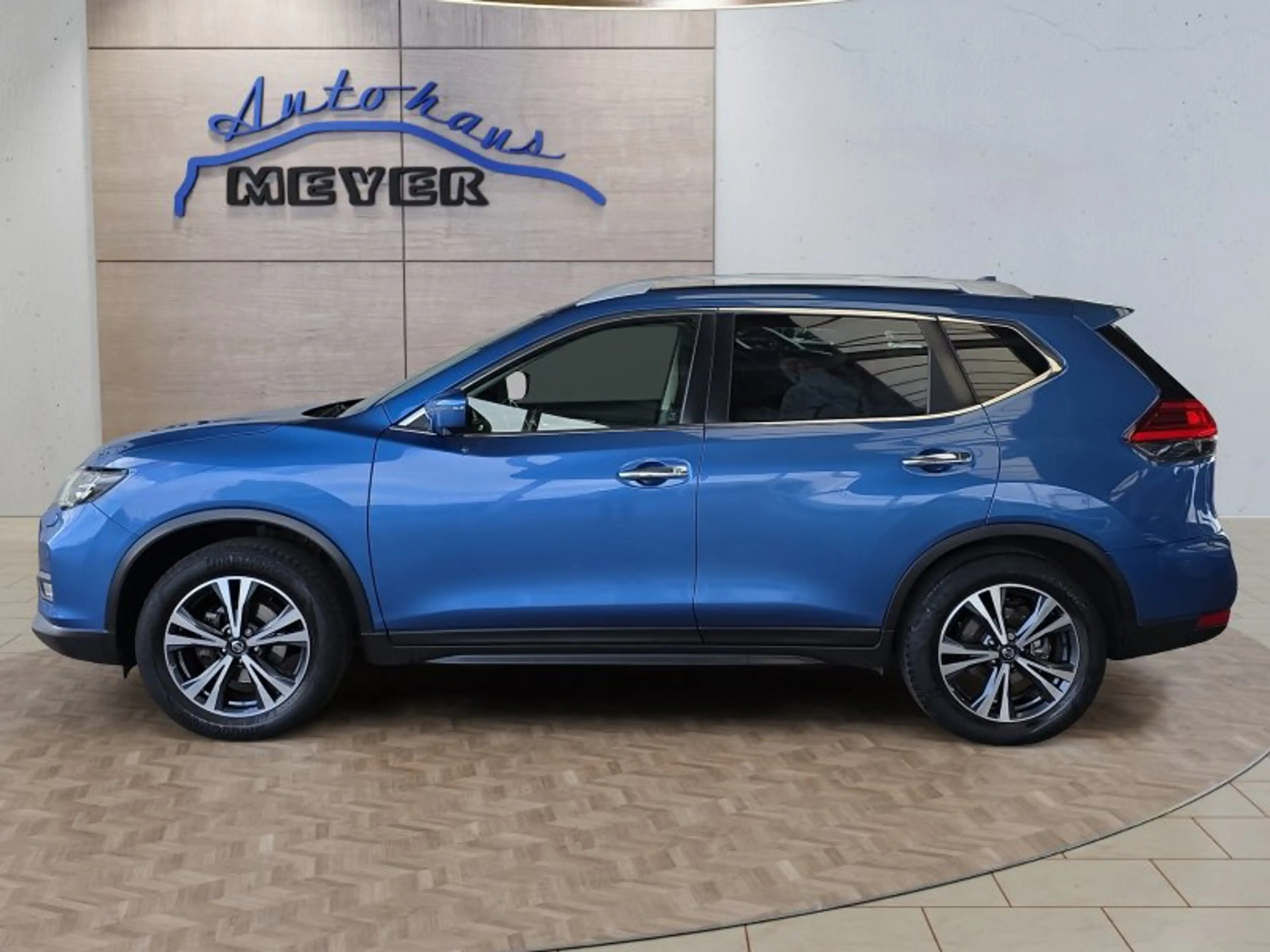 Nissan X-Trail 1.6 DIG-T 8*Alu/aAHK/LED/Navi/el.Klappe — photo 2
