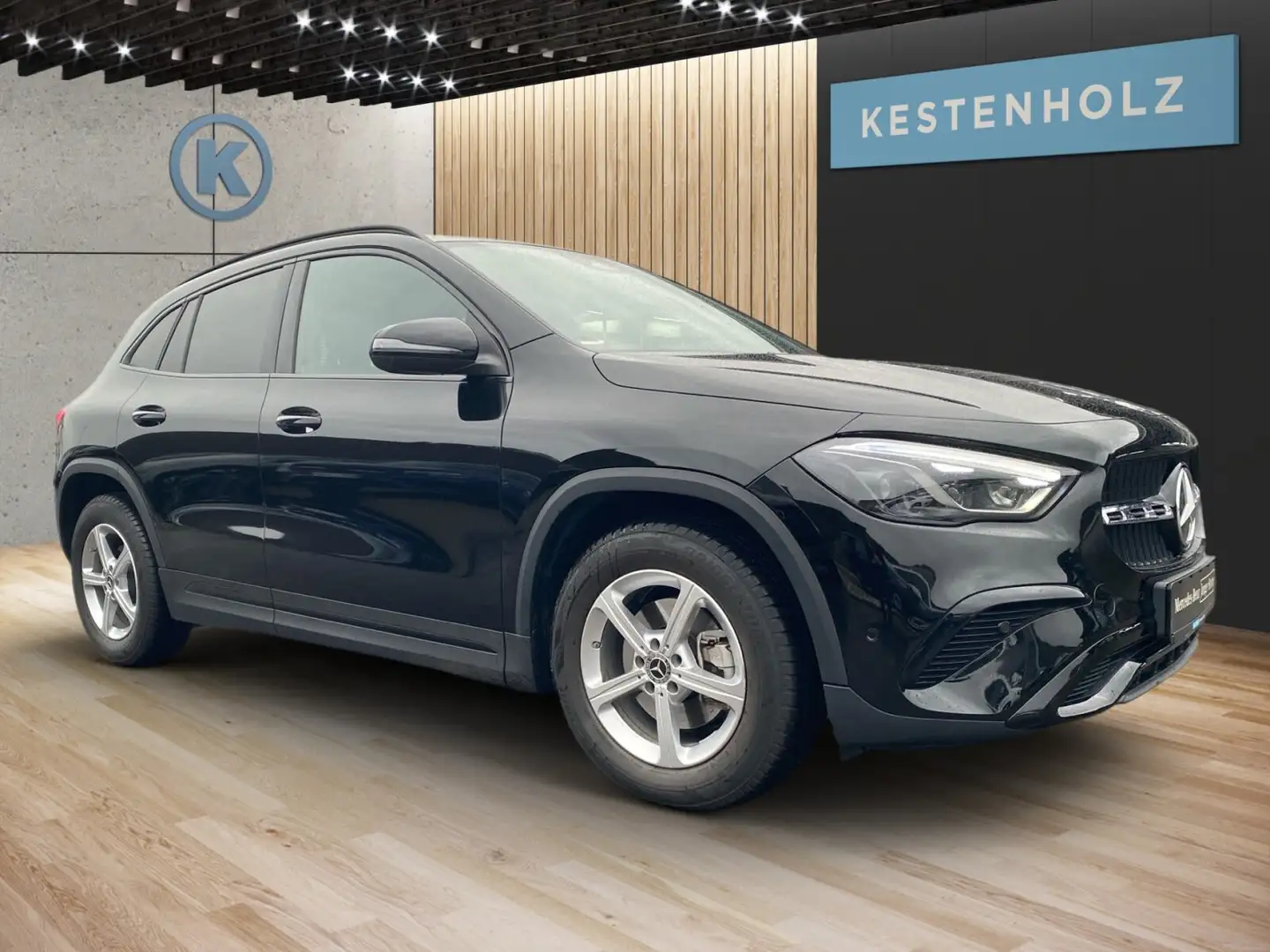 Mercedes-Benz GLA 200 GLA 200 *PROGRESSIVE*AHK*KAMERA*SHZ*LED*TEMP* Navi Schwarz - 2