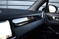 Porsche Cayenne 3.0 E-Hybrid 462pk | Panoramadak | 22'' Velgen | M Zwart - thumbnail 36