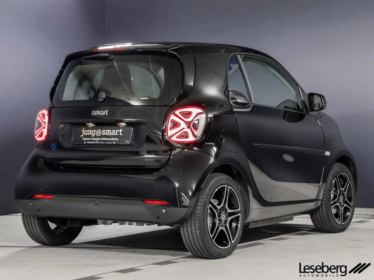 smart forTwo ForTwo Coupé EQ Pulse LED/22 kW/Pano/Kamera/DAB/ Schwarz - 2
