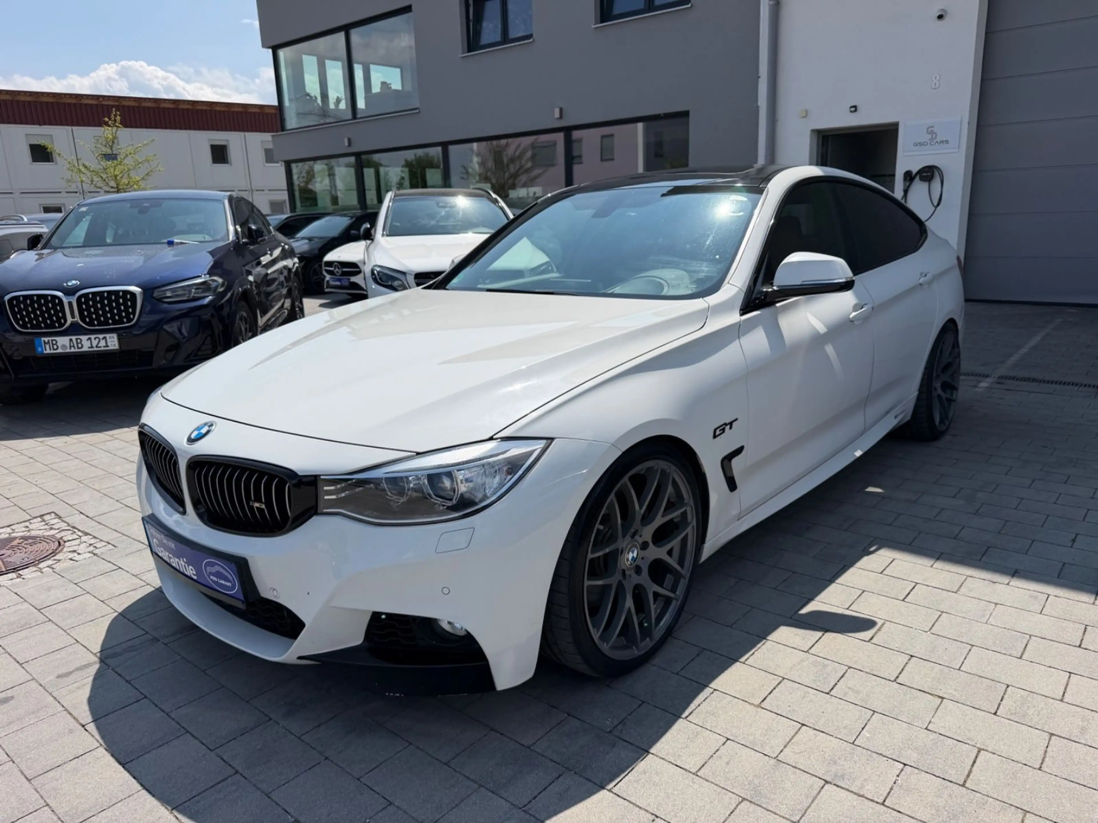BMW 335 xDrive M Sport Performance 20`` — photo 2