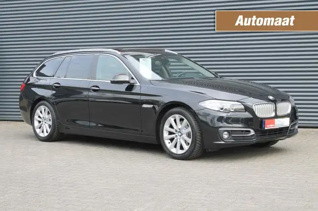BMW 520 520i Touring High Executive Modern Uitv. Navigatie