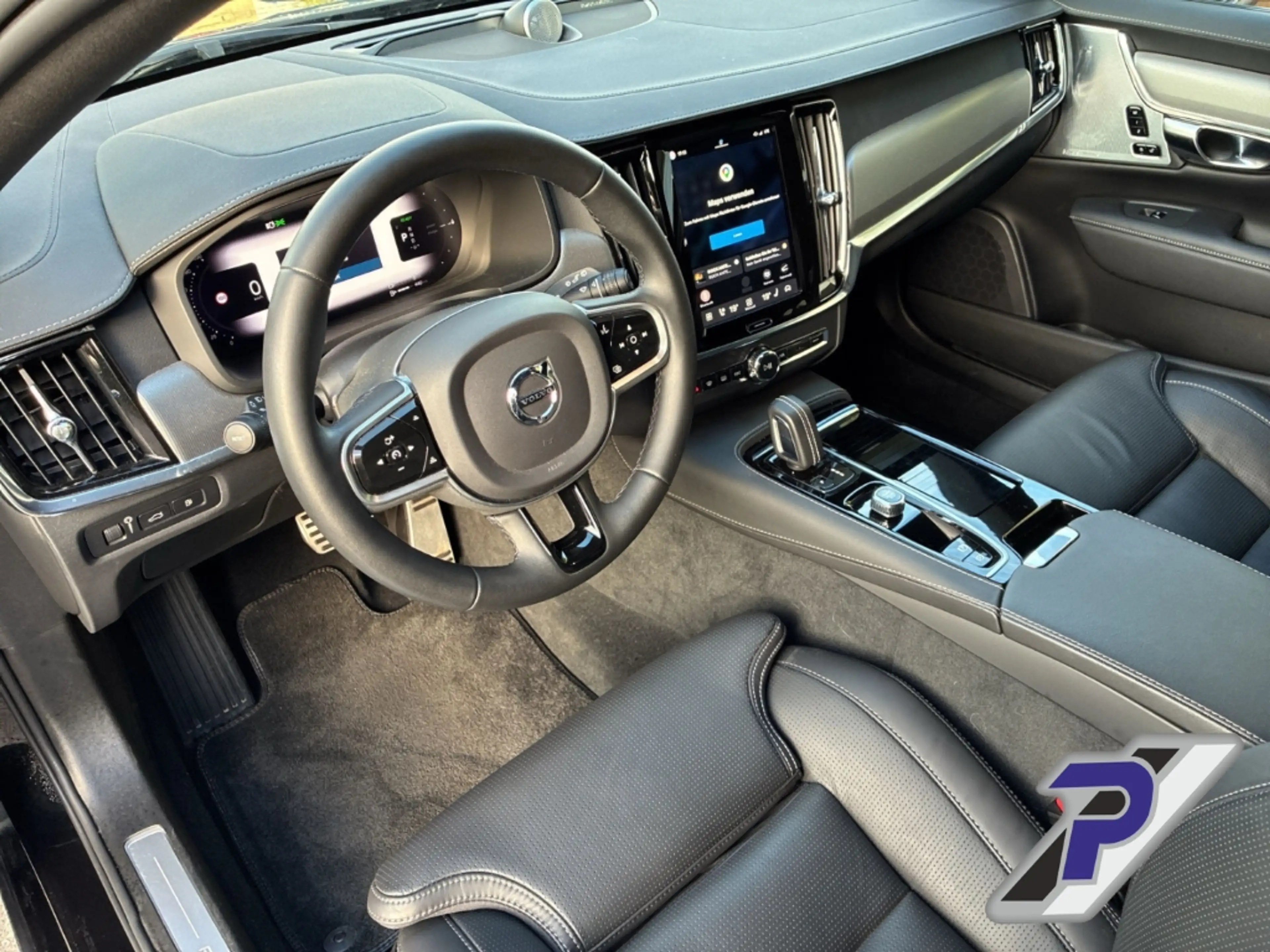 Volvo V90 Kombi T8 Twin Engine Plus Dark Recharge Plug-In Hy — photo 11