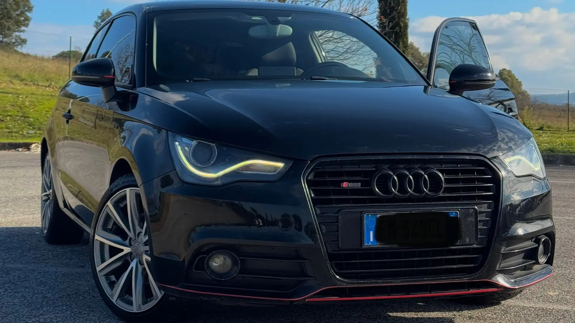 Audi A1 1600 TD Fekete - 1