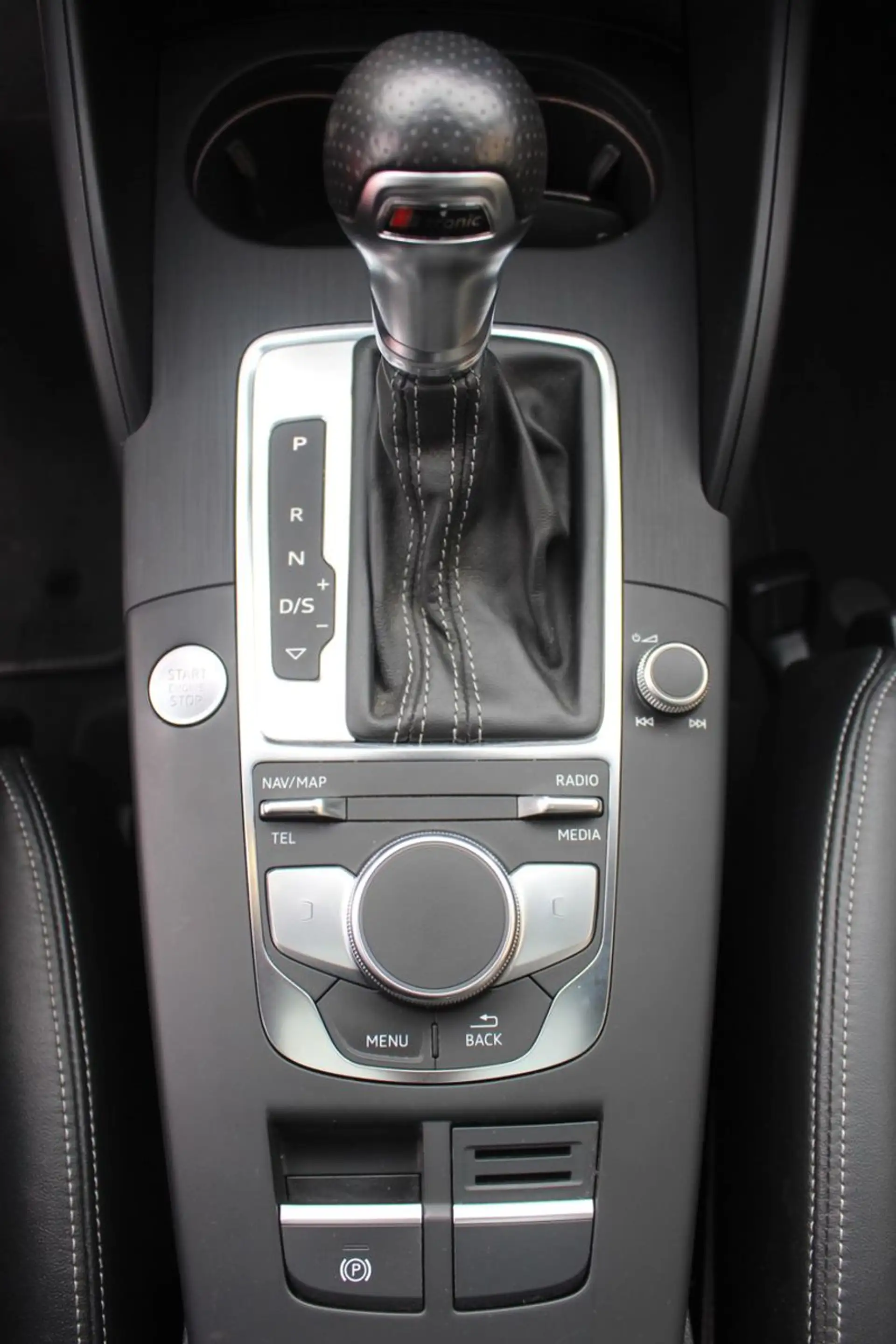 Audi A3 Lim.35 TDI S-Line sport/Pano/LED/Spur As./Top — photo 15