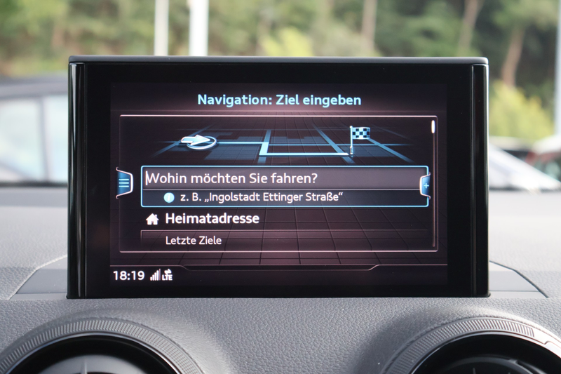 Audi Q2 1.4 TFSI basis LED Navi Tempomat Sitzheizung — photo 13