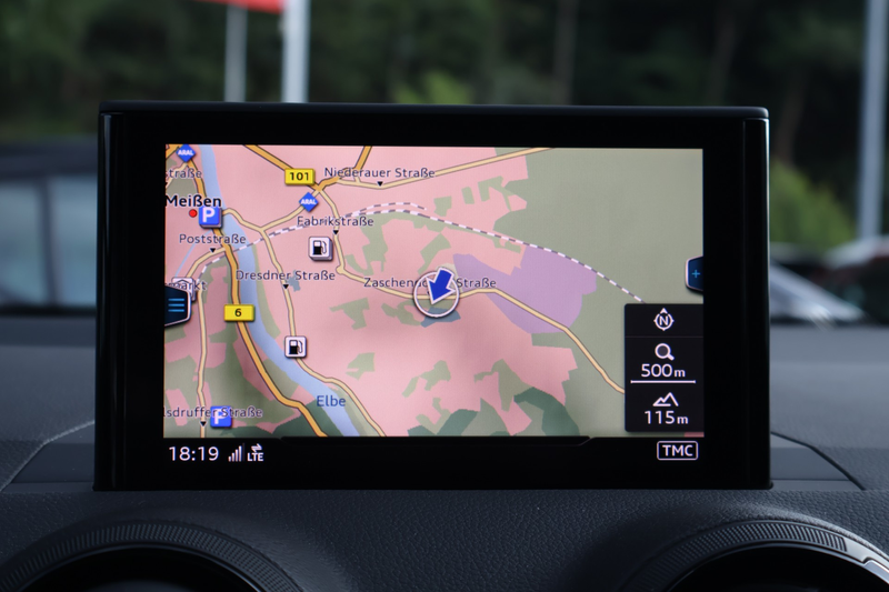 Audi Q2 1.4 TFSI basis LED Navi Tempomat Sitzheizung — photo 14