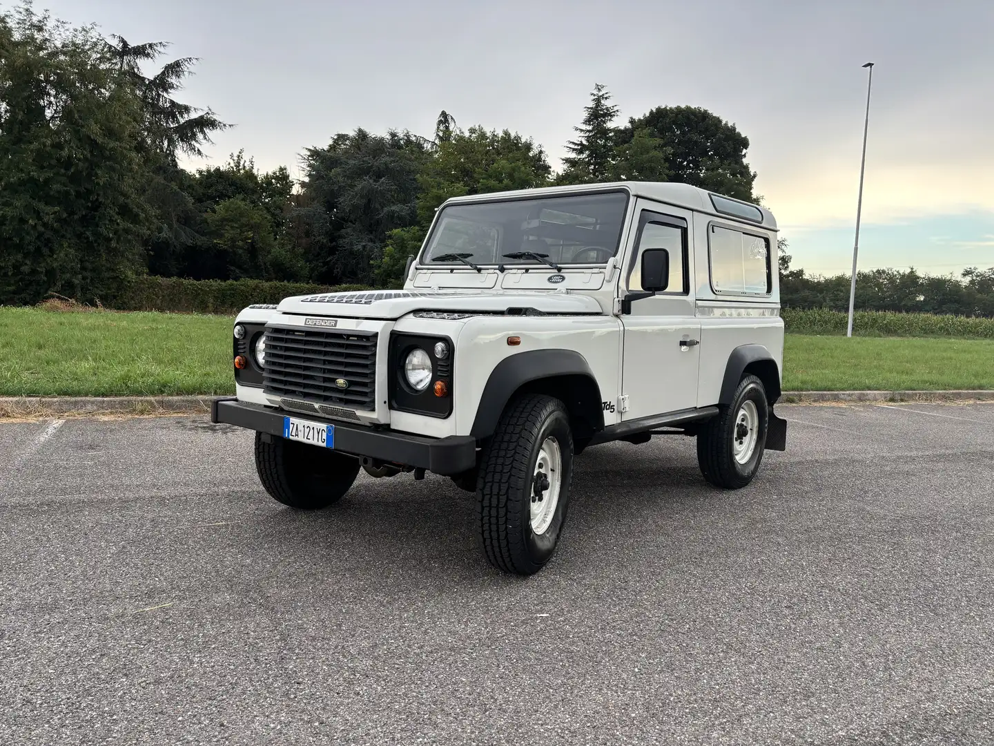Land Rover Defender 90 2.5 td5 S SW - 1