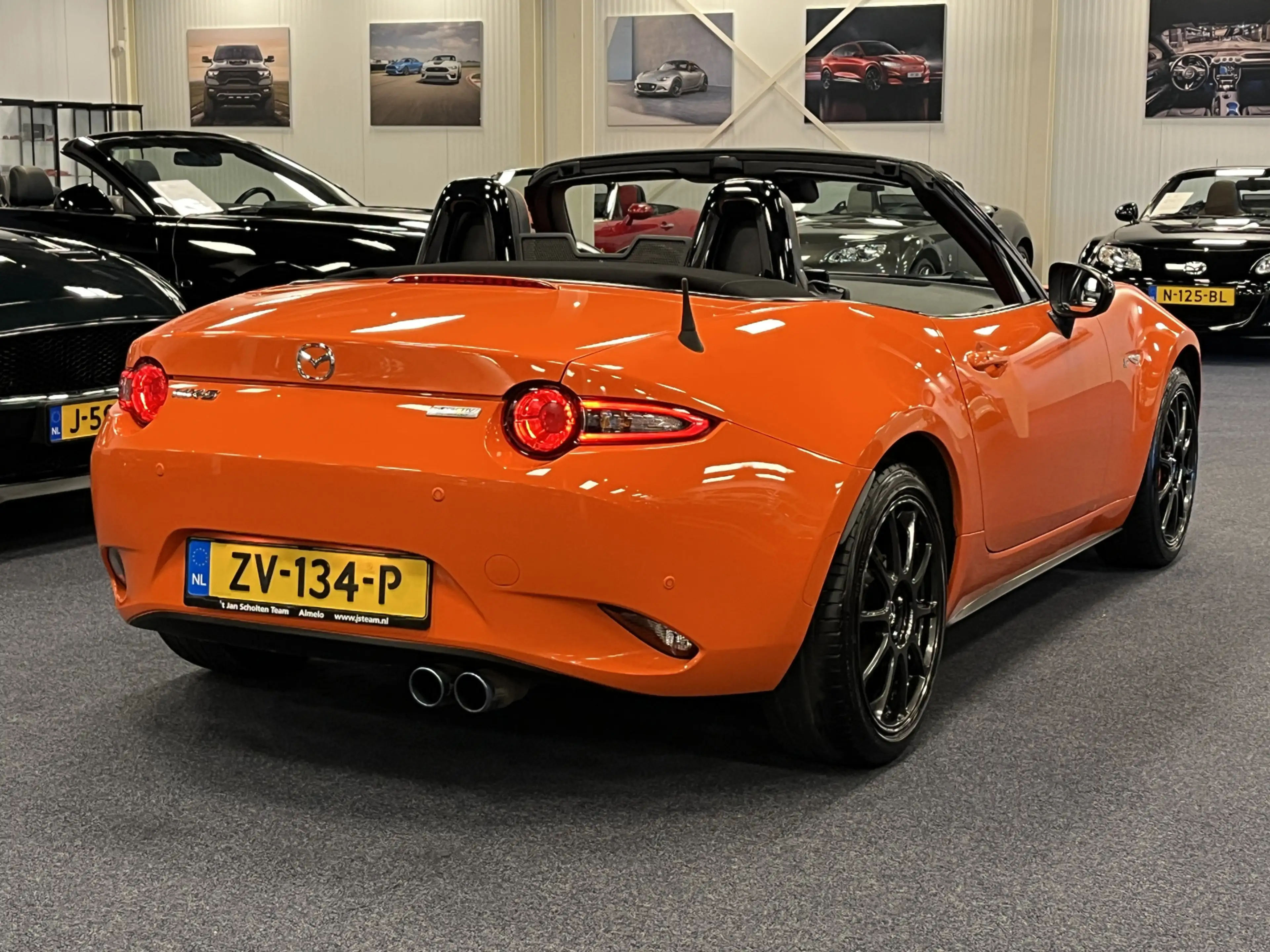 Mazda MX-5 ND Roadster 2.0 SkyActiv-G 184PK 30th Anniversary — photo 8