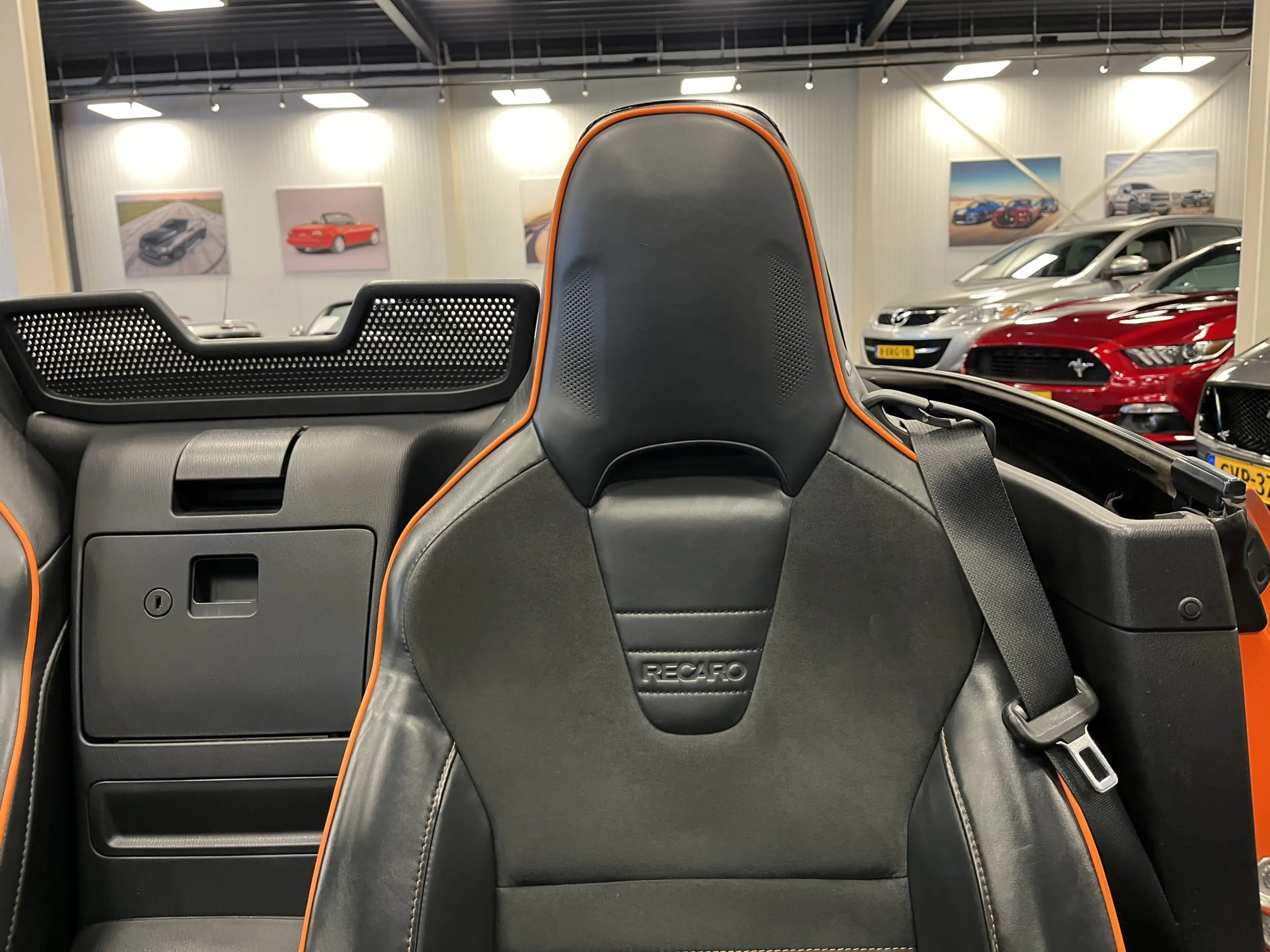 Mazda MX-5 ND Roadster 2.0 SkyActiv-G 184PK 30th Anniversary — photo 25