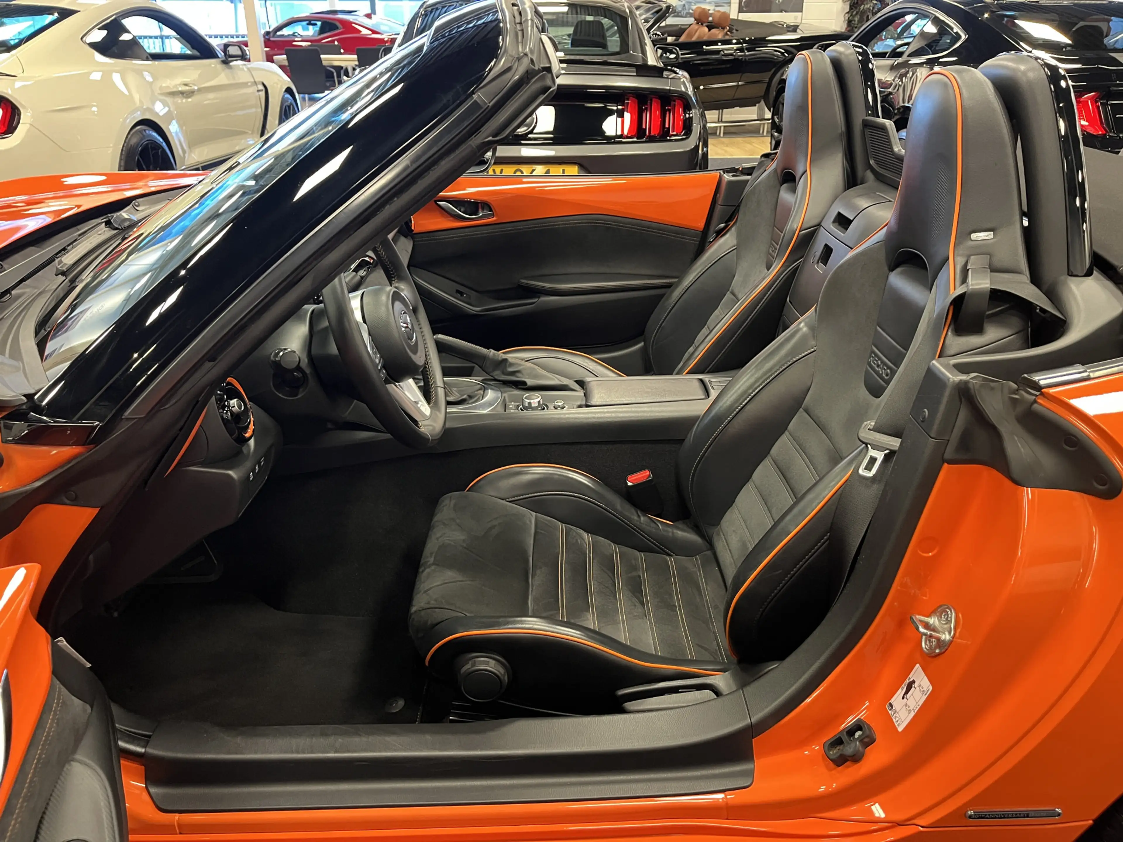 Mazda MX-5 ND Roadster 2.0 SkyActiv-G 184PK 30th Anniversary — photo 12