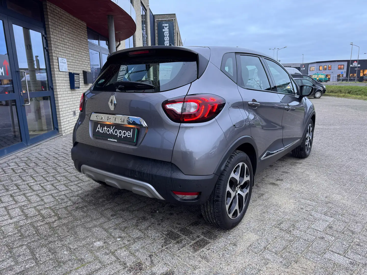 Renault Captur 1.2 TCe Intens Gris - 2