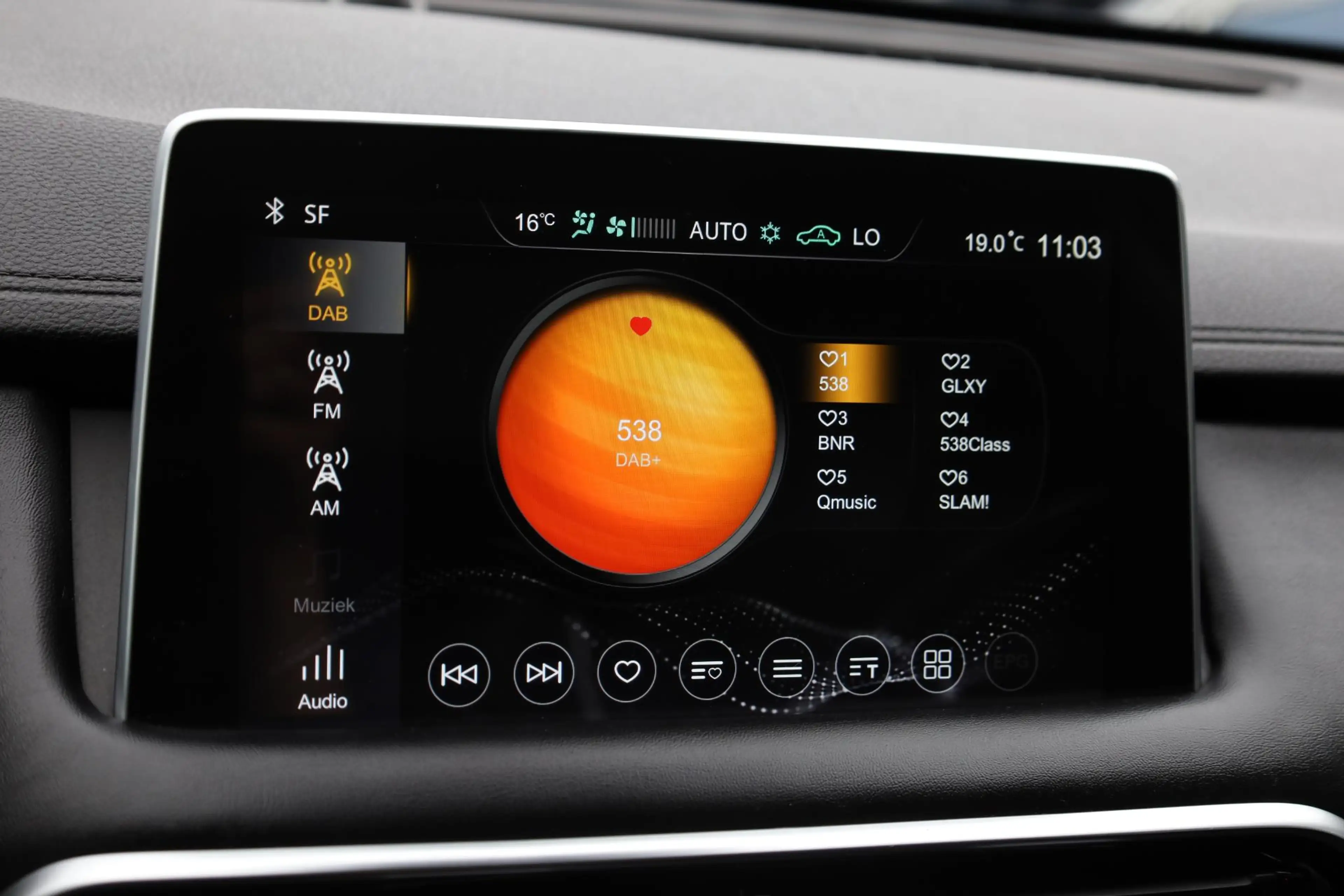 MG EHS 1.5 TGDI Luxury LEER PANORAMA 360-CAMERA CARPLAY S — photo 26