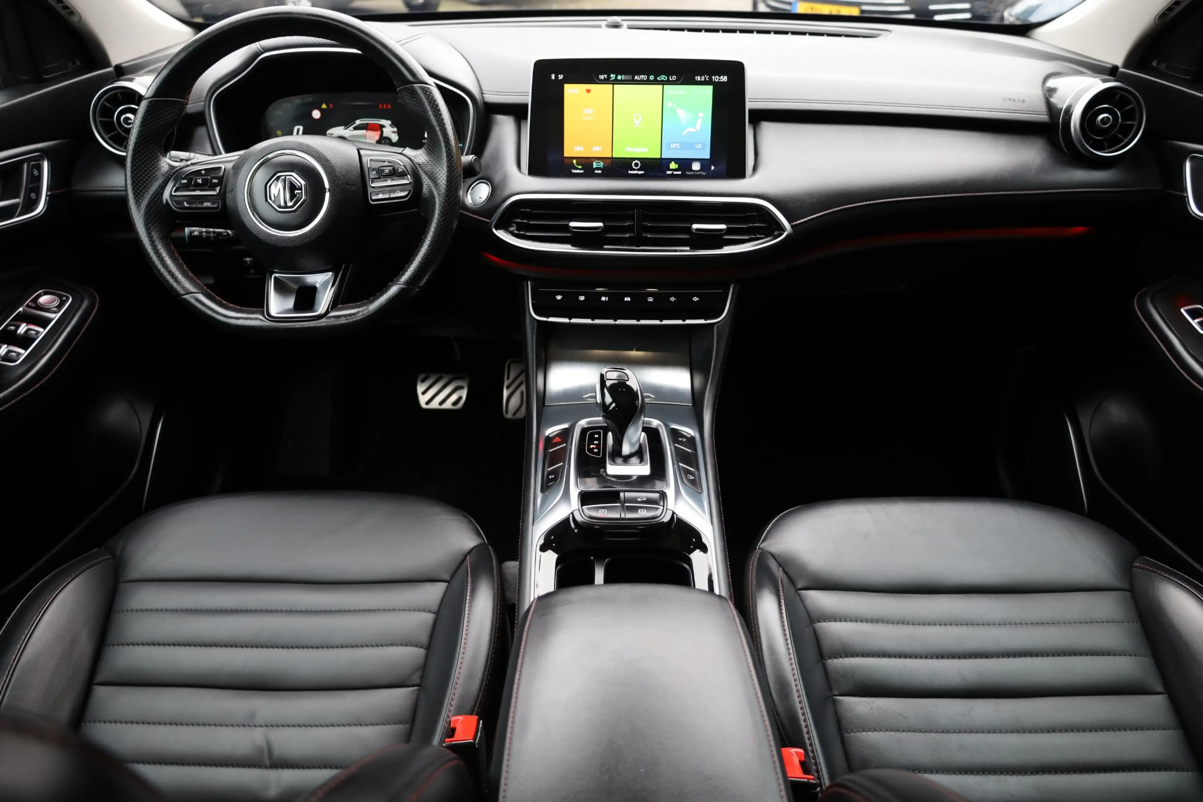 MG EHS 1.5 TGDI Luxury LEER PANORAMA 360-CAMERA CARPLAY S — photo 7