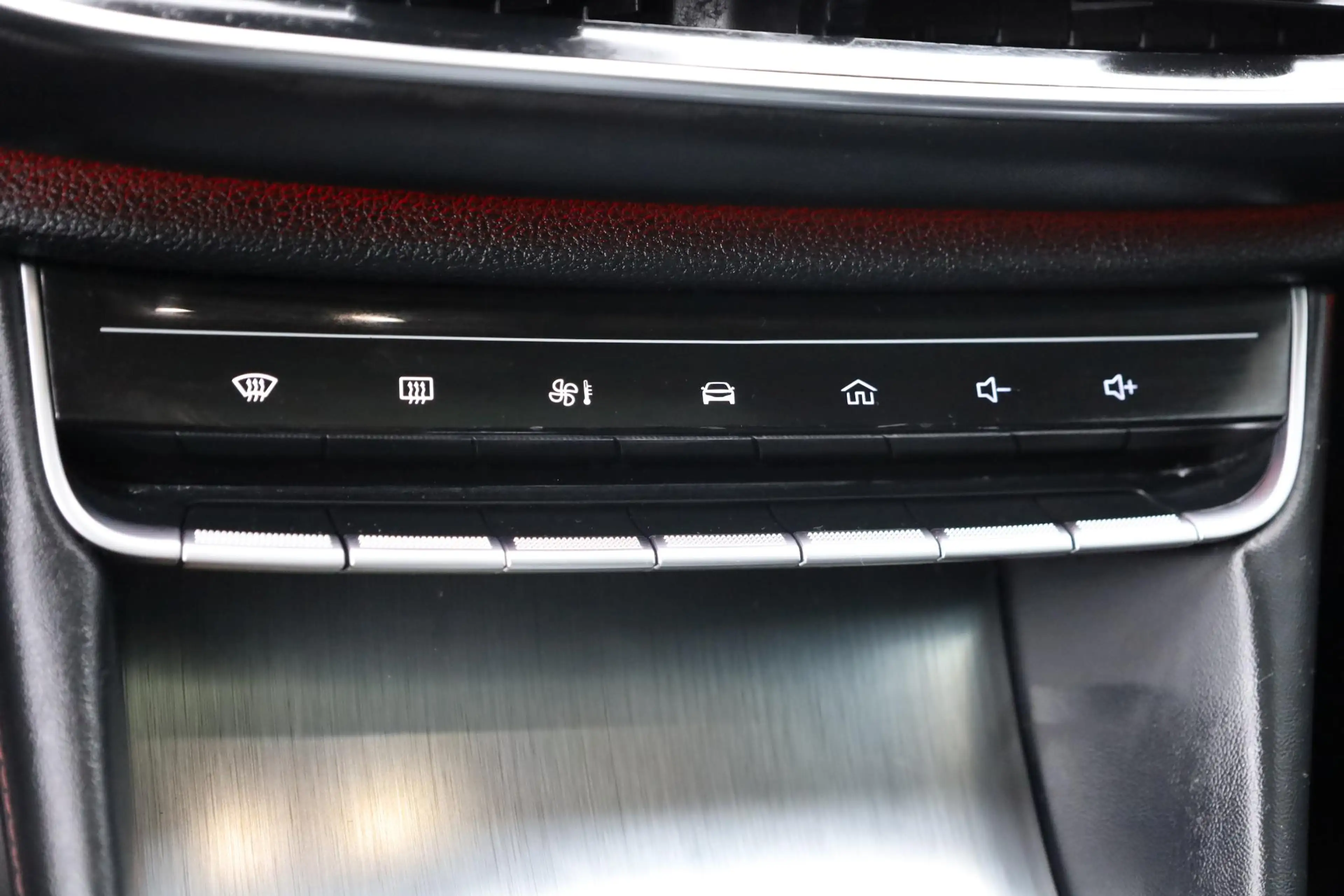 MG EHS 1.5 TGDI Luxury LEER PANORAMA 360-CAMERA CARPLAY S — photo 21