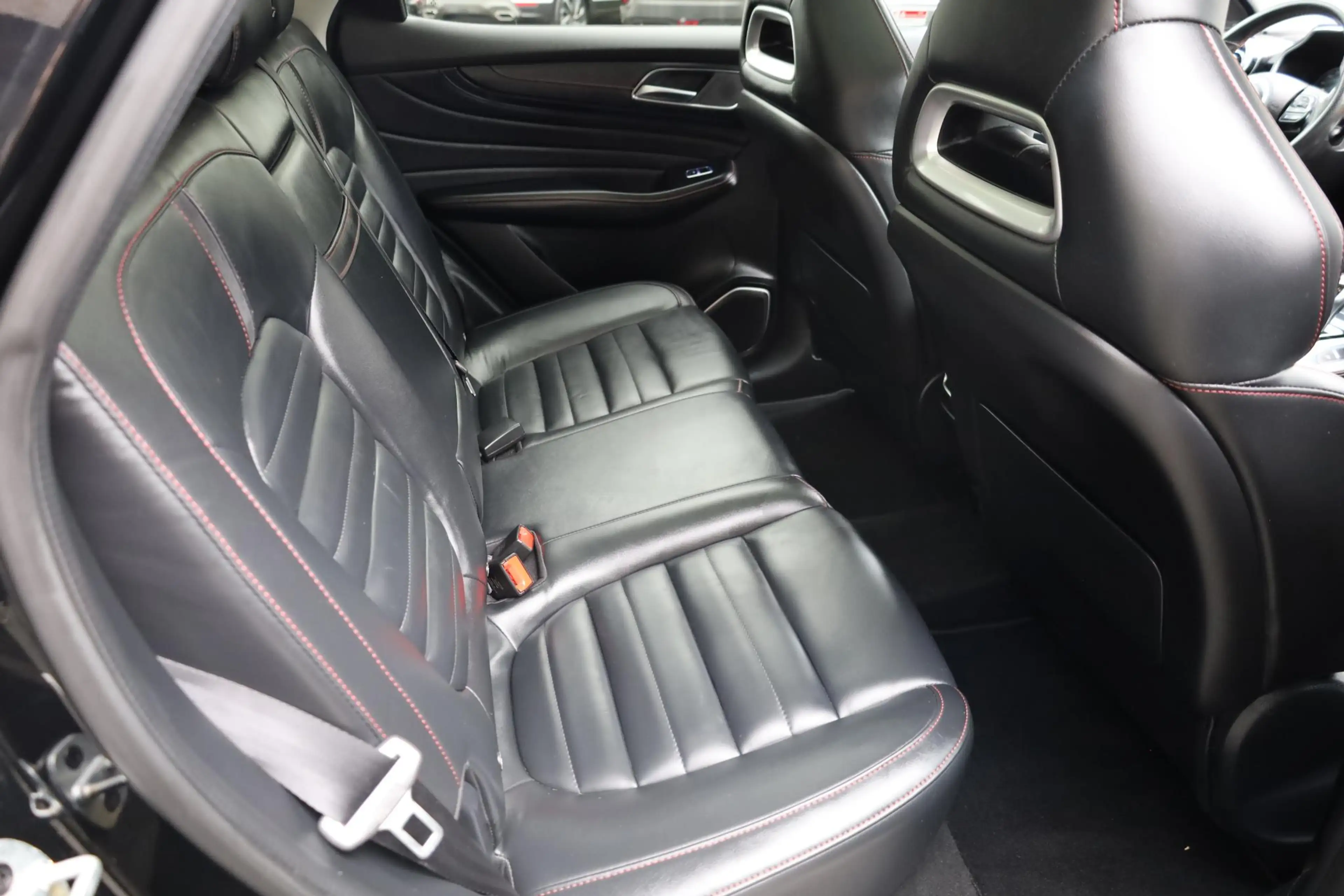 MG EHS 1.5 TGDI Luxury LEER PANORAMA 360-CAMERA CARPLAY S — photo 11