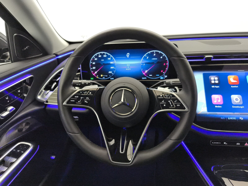 Mercedes-Benz E 450 E 450 d 4MATIC T-Modell — photo 13