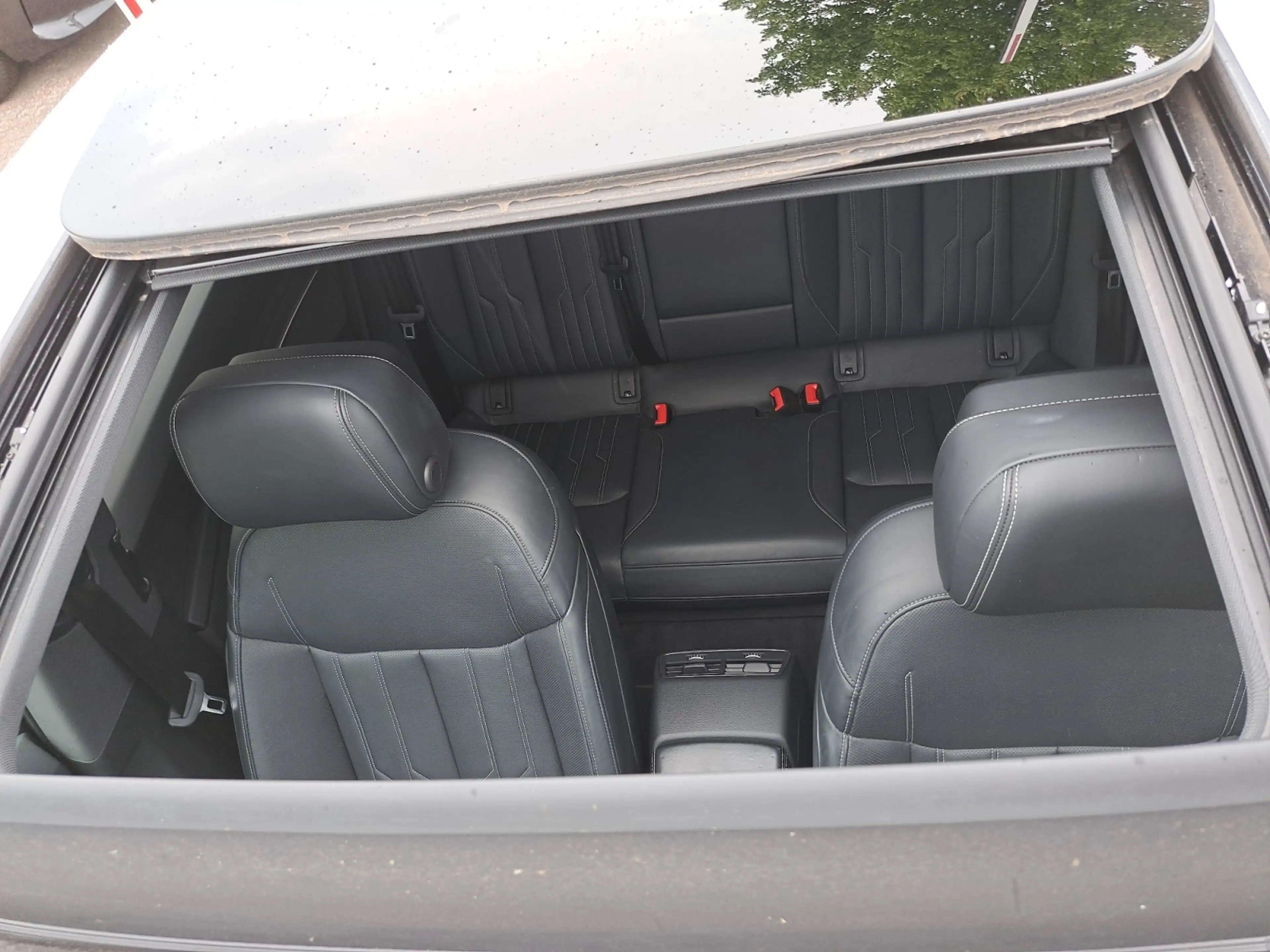 Audi e-tron Sportback 55 quattro S line PANO AHK MMI B&O 21" — photo 27