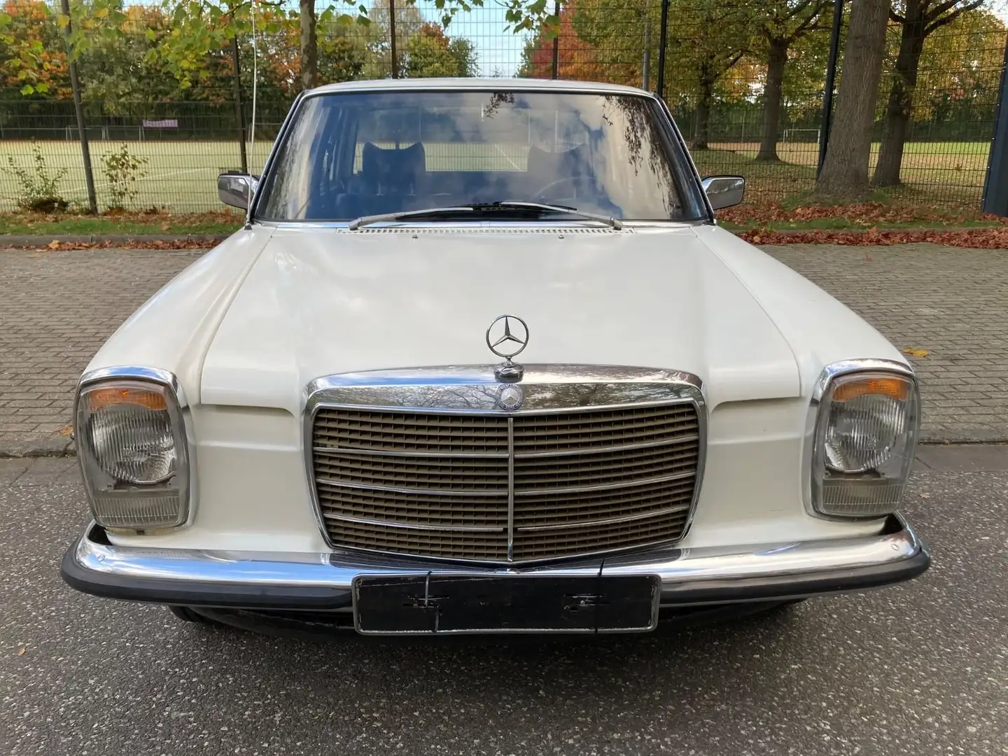 Mercedes-Benz 200 200 Білий - 1