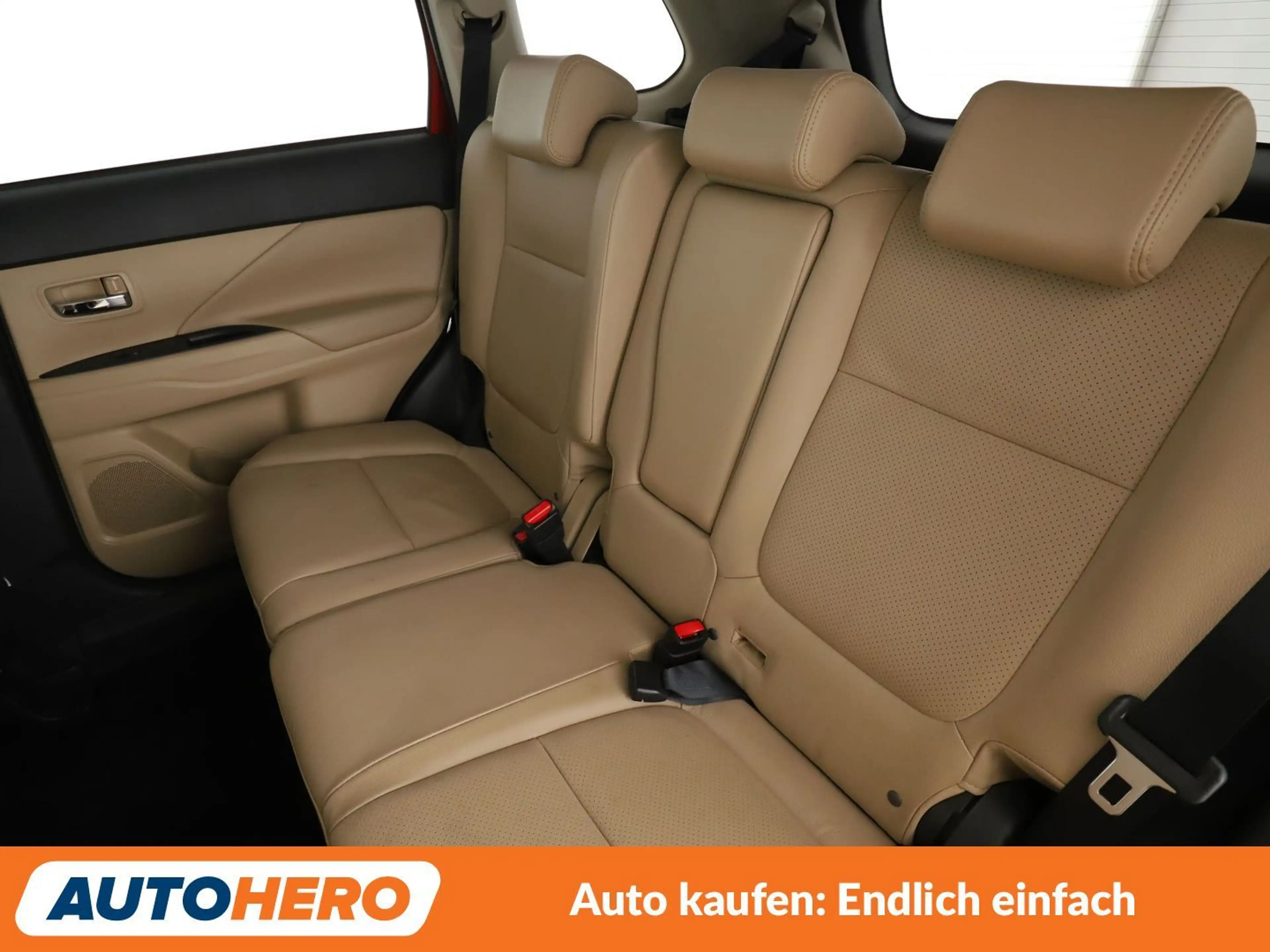 Mitsubishi Outlander 2.2 DI-D Top 4WD Aut.*NAV*XENON*ACC*CAM*PDC*SHZ* — photo 14