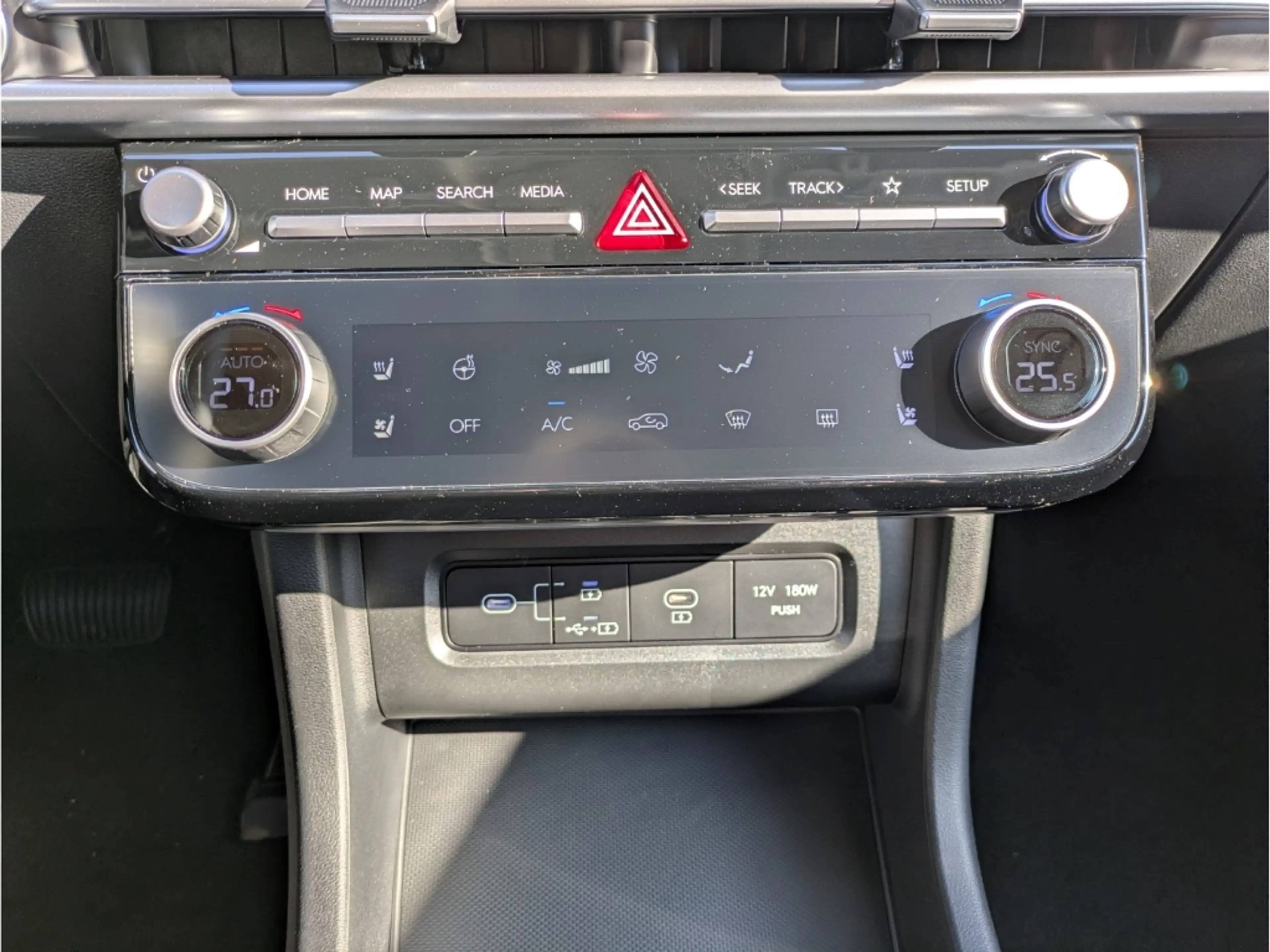 Hyundai TUCSON FL (MY26) PRIME 1.6 T-GDI 7-DCT 4WD Assist-P Pano — photo 12