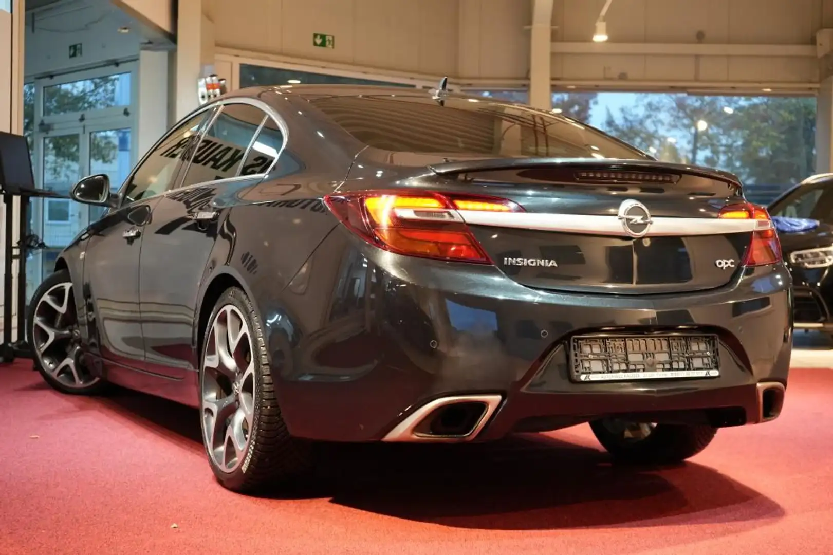 Opel Insignia 2.8 V6 Turbo 4x4 OPC *LED*Navi*Kamera* Negro - 2
