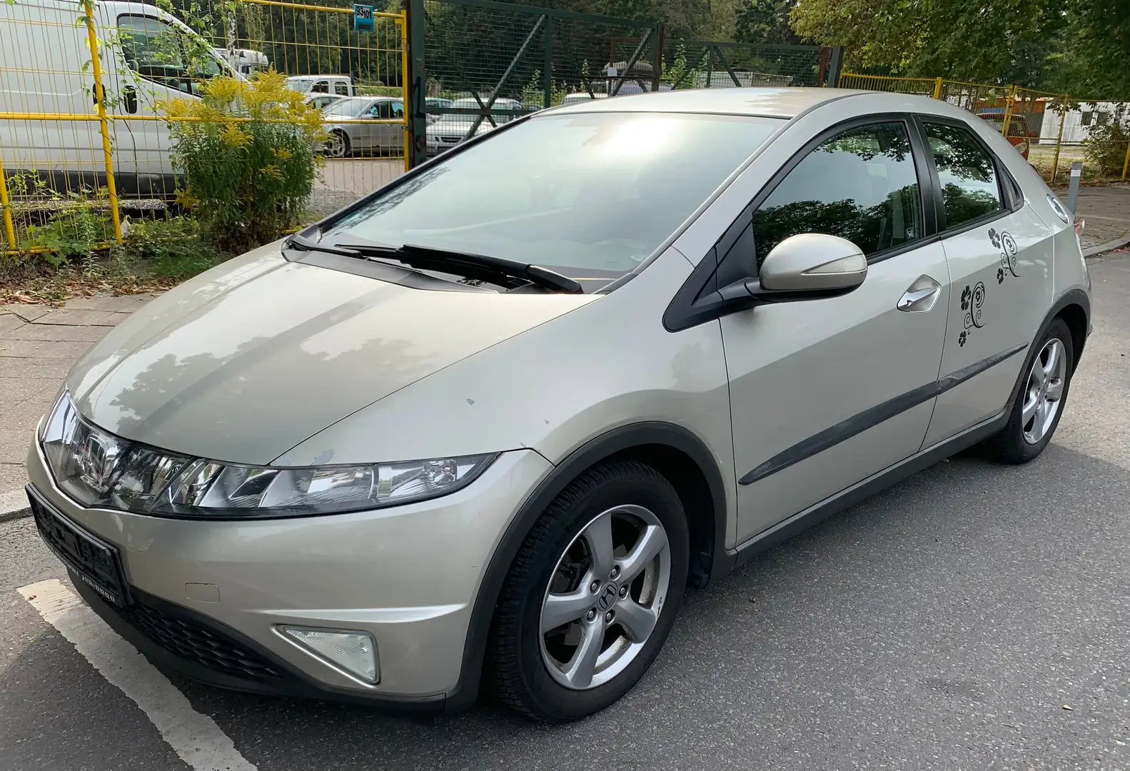 Honda Civic 1.4 Sport Automatik Silber - 2