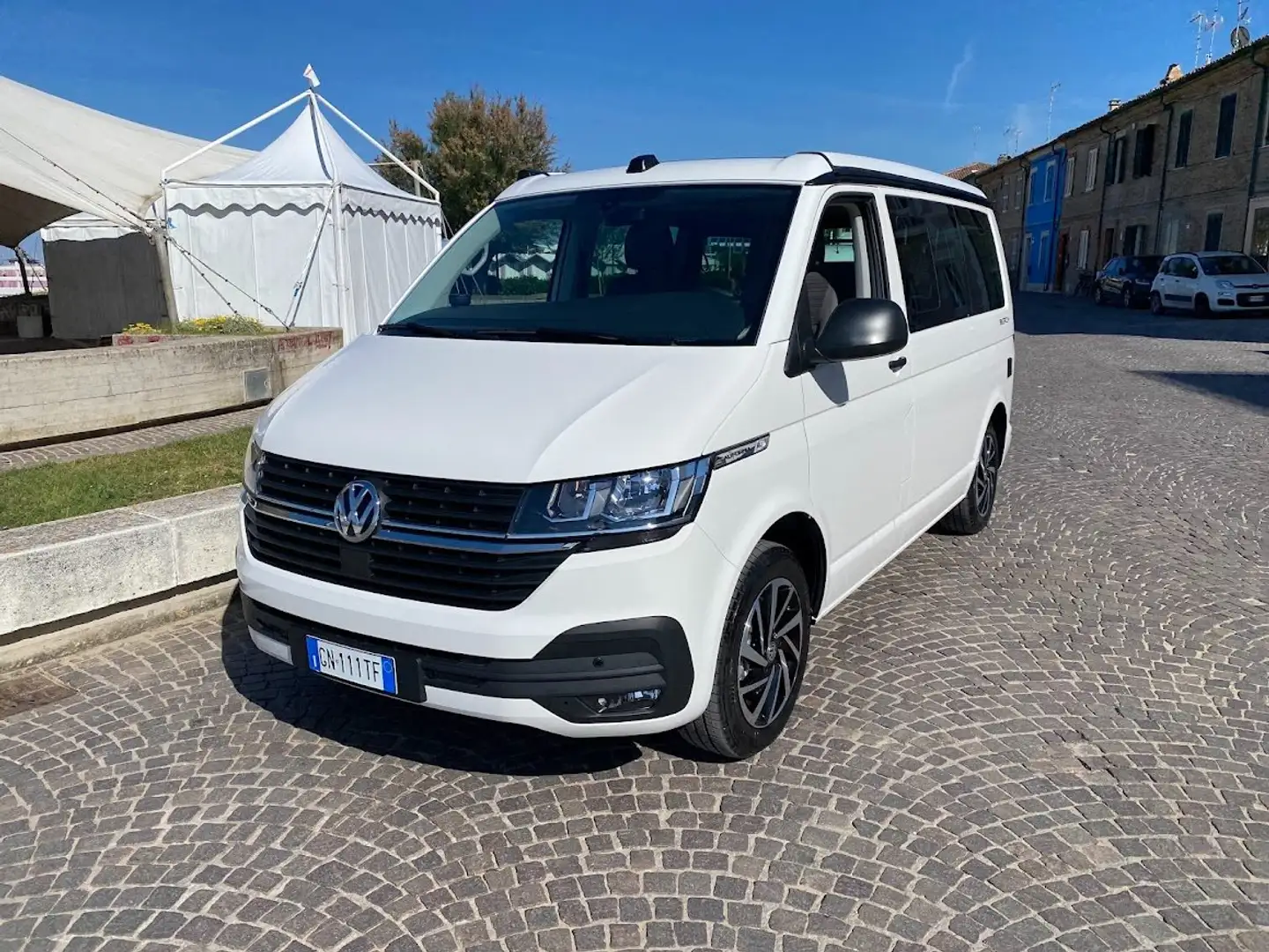 Volkswagen T6.1 California 2.0 TDI 150 CV DSG Wit - 2