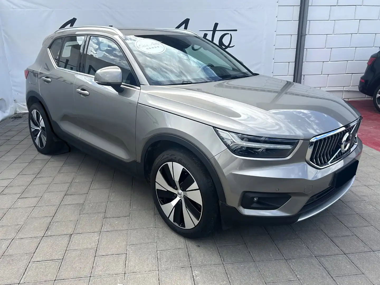 Volvo XC40 1.5 T4 PLUG-IN (129CV+82CV) phev Inscription Nero - 2