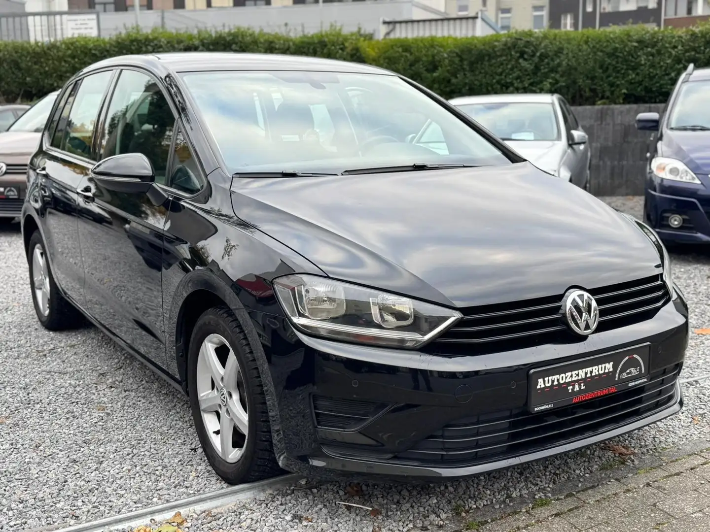 Volkswagen Golf Sportsvan VII Trendline *KLIMA*AHK*PDC*SHG* Schwarz - 1