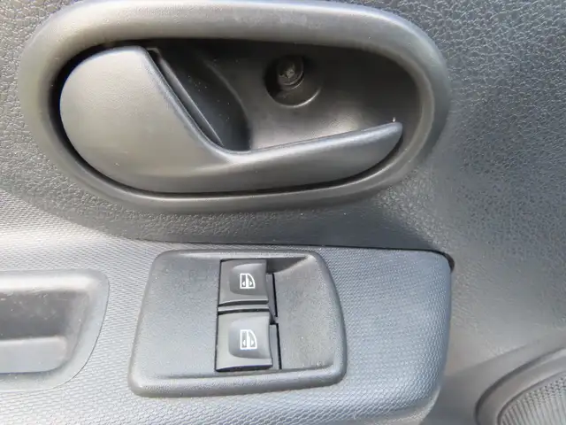 Dacia Sandero view 12