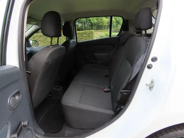 Dacia Sandero view 8