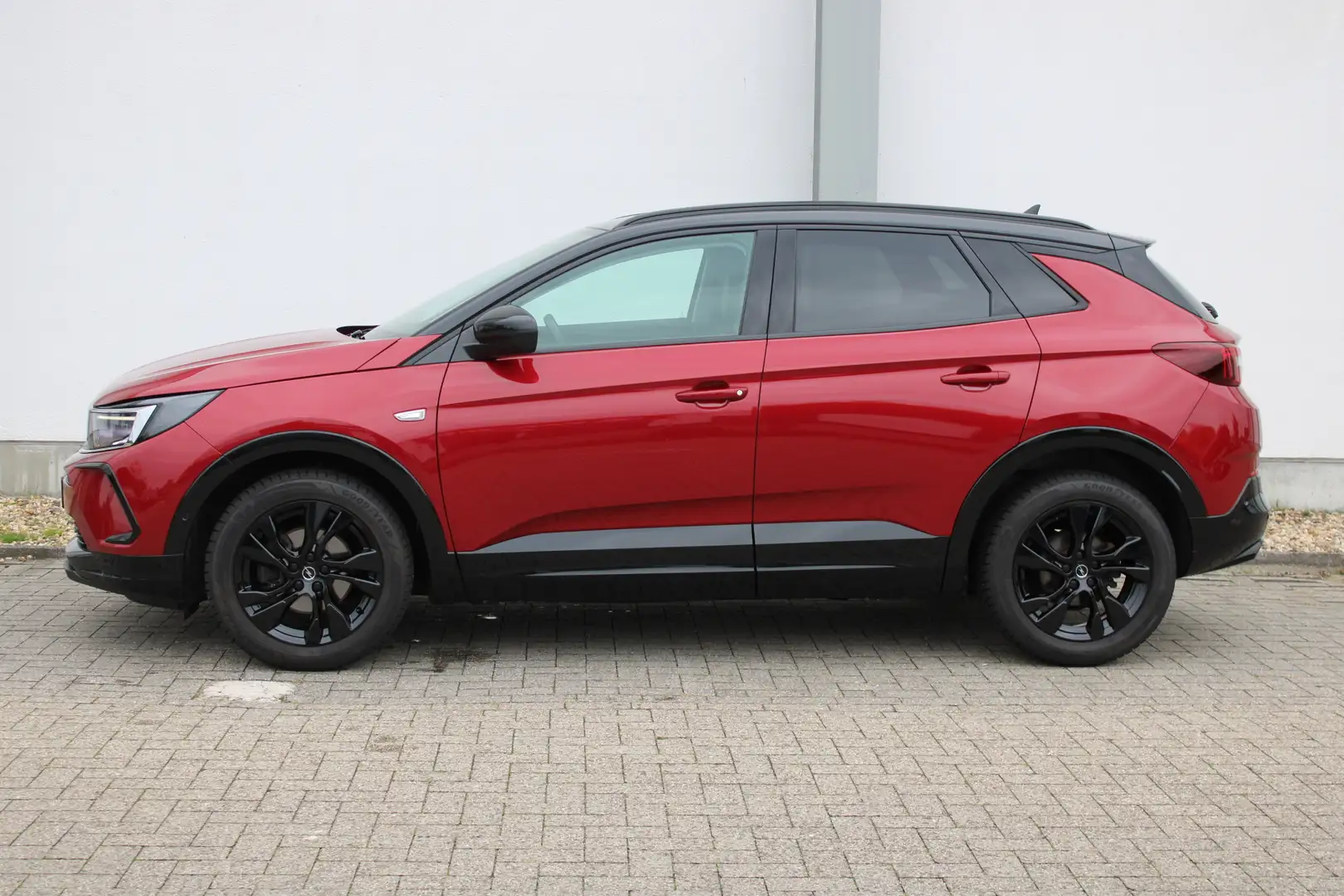 Opel Grandland 1.2 TURBO 130PK GS LEVEL 4 / Navigatie / 360 Camer Rouge - 2