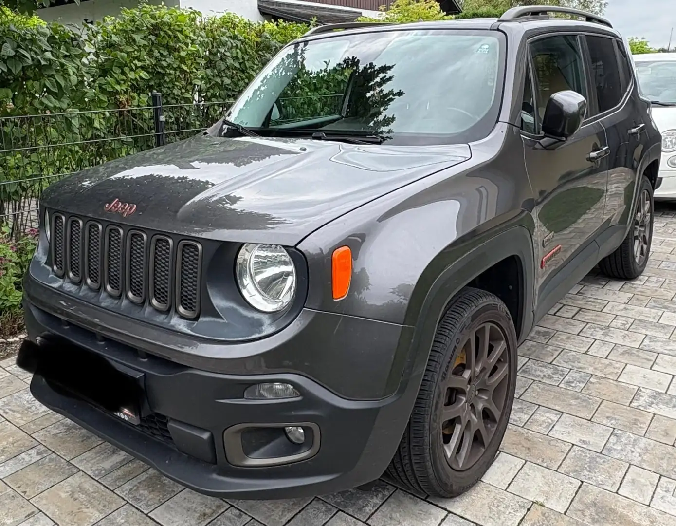 Jeep Renegade Renegade 2,0 Multijet 75th AWD 75th Anniversary Grau - 1