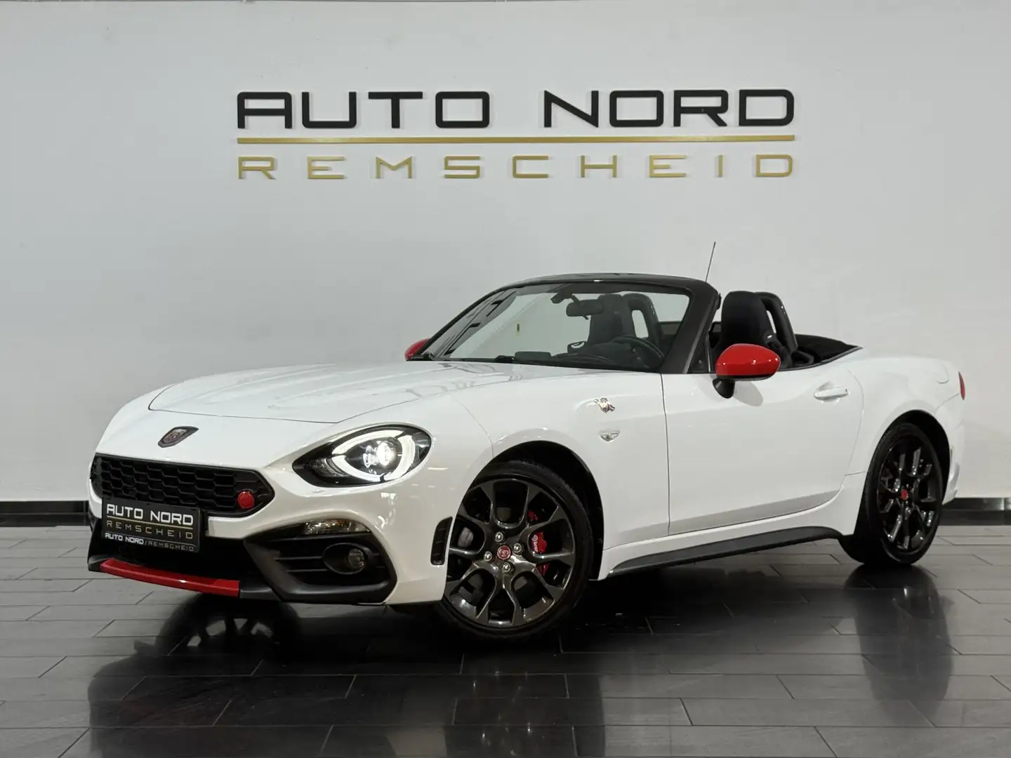 Abarth 124 Spider 1.4 Turbo*BOSE*Leder*Monza*GARANTIE* Weiß - 1