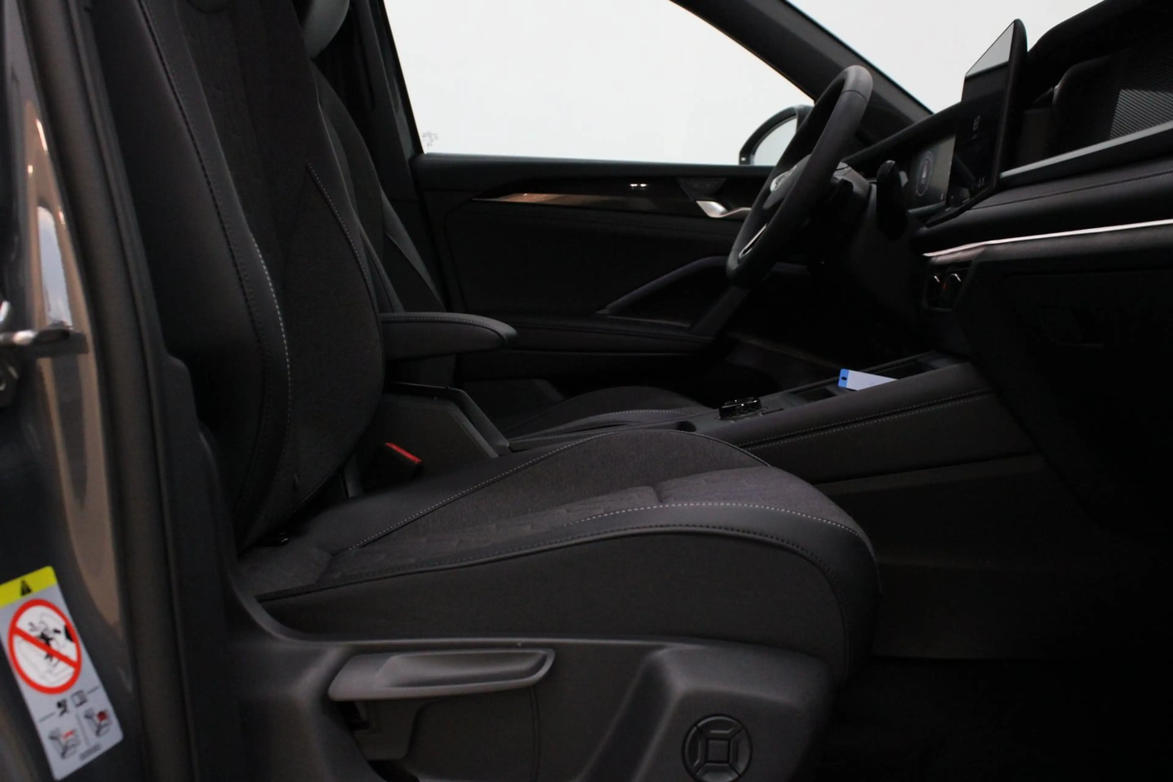 Volkswagen Tayron Friends TDI 4MOTION DSG — photo 8