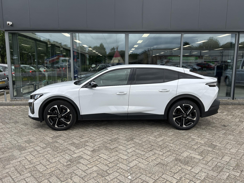 Peugeot 408 1.2 Hybrid 145 e-DCS6 Allure AUTOMAAT — photo 6
