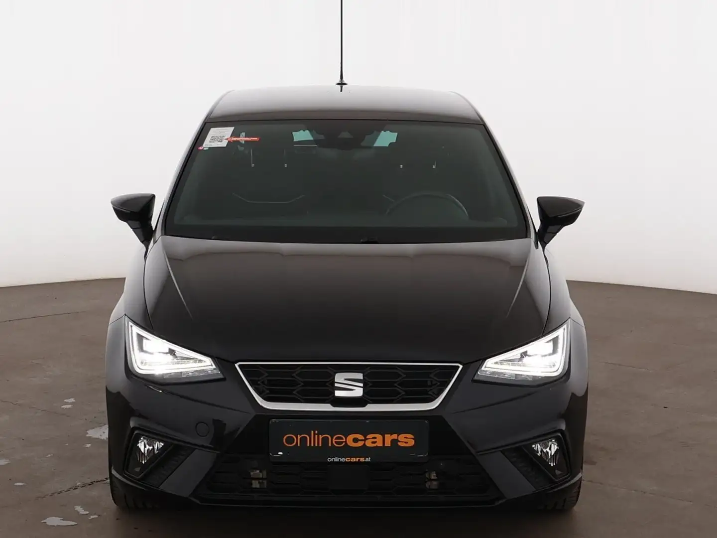 SEAT Ibiza 1.0 TSI FR Aut LED RADAR SITZHZG R-CAM TEMP Schwarz - 2