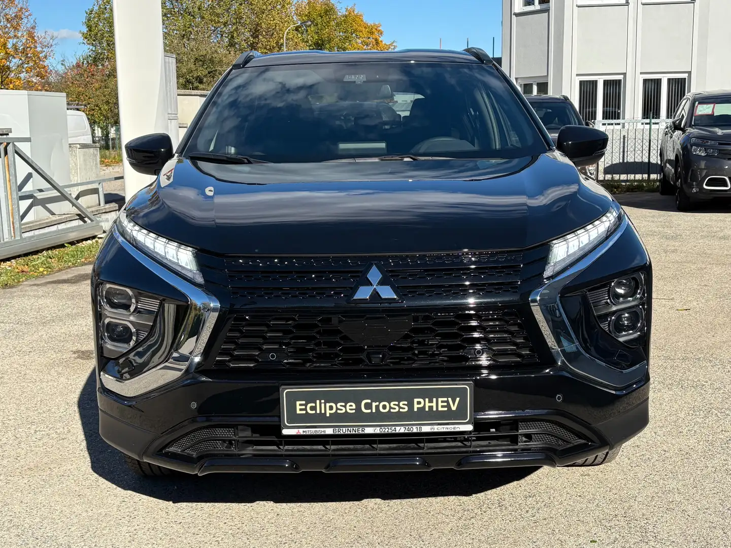 Mitsubishi Eclipse Cross 2,4 PHEV 4WD 45 Jahre Edition Aut. Schwarz - 2