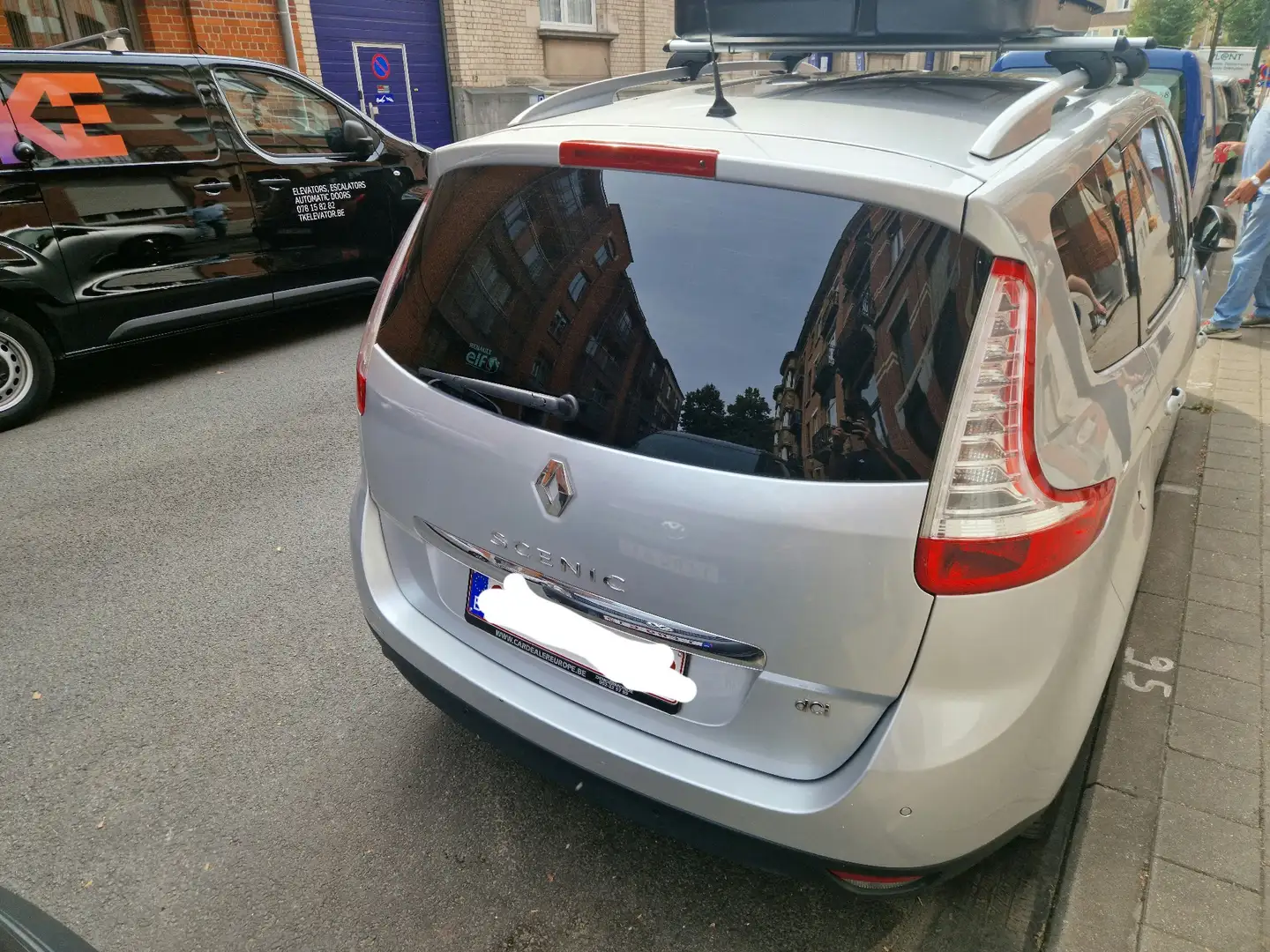Renault Scenic 1.5 dCi Energy Bose Edition - 2